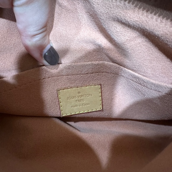 Louis Vuitton Brown Monogram Handbag - Picture 16 of 16